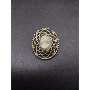 Sarah Coventry Signed Faux Cameo Pin & Pendant Blue Cameo in Gold Tone Frame